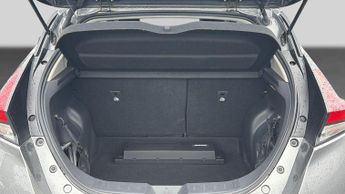Nissan Leaf 40kWh Tekna Hatchback 5dr Electric Auto (150 ps)
