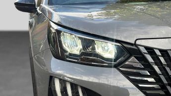 Peugeot 2008 50kWh Allure SUV 5dr Electric Auto (11kW Charger) (136 ps)