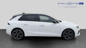 Vauxhall Astra 1.2 Turbo Ultimate Hatchback 5dr Petrol Auto Euro 6 (s/s) (130 p