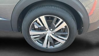 Peugeot 3008 SUV 1.6 13.2kWh Allure Premium + SUV 5dr Petrol Plug-in Hybrid e-EAT