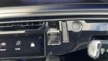Peugeot 3008 73kWh GT SUV 5dr Electric Auto (11kW Charger) (210 ps)