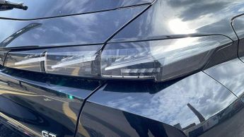 Peugeot 308 1.2 GT Hatchback 5dr Petrol Hybrid e-DSC6 Euro 6 (s/s) (136 ps)