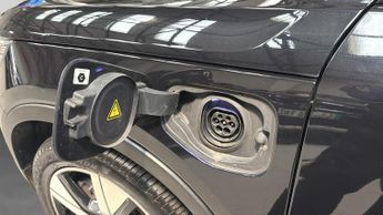 Volvo Xc40 1.5h T4 Recharge 10.7kWh R-Design SUV 5dr Petrol Plug-in Hybrid 