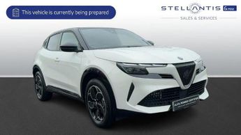 Alfa Romeo Junior 1.2 MHEV Ibrida SUV 5dr Petrol Hybrid e-DCT Euro 6 (s/s) (136 ps