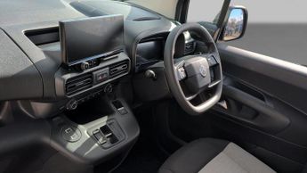 Citroen Berlingo 52kWh PLUS M MPV 5dr Electric Auto (11kW Charger) (136 ps)