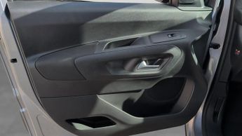 Citroen Berlingo 52kWh PLUS M MPV 5dr Electric Auto (11kW Charger) (136 ps)