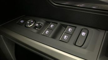 Peugeot 5008 73kWh GT Auto 5dr (11kW Charger)