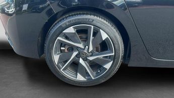 Peugeot 308 1.2 PureTech Allure Premium Hatchback 5dr Petrol EAT Euro 6 (s/s