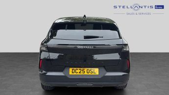 Vauxhall Grandland 1.2 Ultimate SUV 5dr Petrol Hybrid e-DCT Euro 6 (s/s) (136 ps)