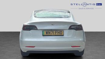 Tesla Model 3 Standard Range Plus Saloon 4dr Electric Auto RWD (241 bhp)