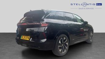 Vauxhall Grandland Electric 73kWh GS SUV 5dr Electric Auto (213 ps)