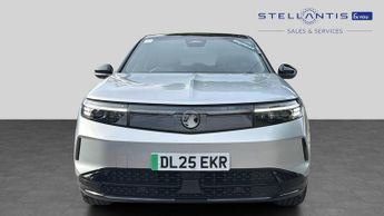 Vauxhall Grandland Electric 73kWh GS SUV 5dr Electric Auto (213 ps)