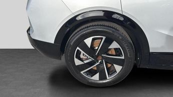 Vauxhall Grandland Electric 73kWh GS SUV 5dr Electric Auto (213 ps)
