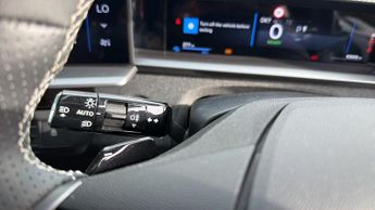 Vauxhall Grandland Electric 73kWh GS SUV 5dr Electric Auto (213 ps)