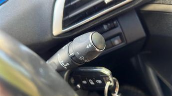 Peugeot 3008 SUV 1.2 PureTech Allure SUV 5dr Petrol EAT Euro 6 (s/s) (130 ps)