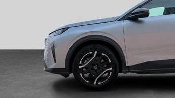 Peugeot 5008 73kWh Allure SUV 5dr Electric Auto (11kW Charger) (210 ps)