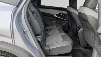 Peugeot 5008 73kWh Allure SUV 5dr Electric Auto (11kW Charger) (210 ps)