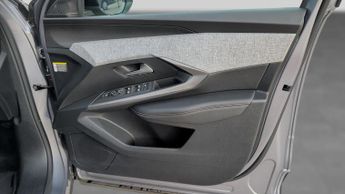 Peugeot 5008 73kWh Allure SUV 5dr Electric Auto (11kW Charger) (210 ps)