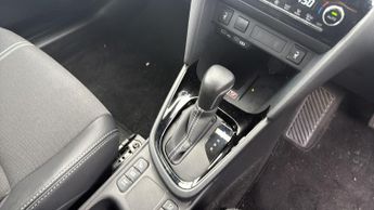 Toyota Yaris Cross 1.5 VVT-h Premiere Edition SUV 5dr Petrol Hybrid E-CVT Euro 6 (s