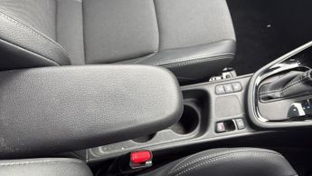 Toyota Yaris Cross 1.5 VVT-h Premiere Edition SUV 5dr Petrol Hybrid E-CVT Euro 6 (s