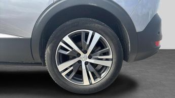 Peugeot 5008 1.2 PureTech Allure Premium + EAT Euro 6 (s/s) 5dr