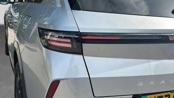 Vauxhall Grandland Electric 73kWh GS SUV 5dr Electric Auto (213 ps)