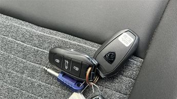 Peugeot 3008 SUV 1.2 Allure SUV 5dr Petrol Hybrid e-DSC6 Euro 6 (s/s) (145 ps)