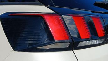 Peugeot 3008 SUV 1.2 PureTech Allure Premium + SUV 5dr Petrol EAT Euro 6 (s/s) (1