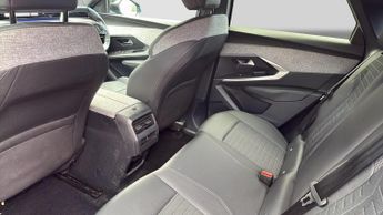 Peugeot 3008 73kWh Allure SUV 5dr Electric Auto (11kW Charger) (210 ps)