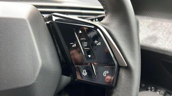 Peugeot 5008 73kWh Allure SUV 5dr Electric Auto (11kW Charger) (210 ps)