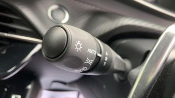 Peugeot 2008 1.2 GT SUV 5dr Petrol Hybrid e-DSC6 Euro 6 (s/s) (136 ps)