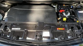 Vauxhall Grandland Electric 73kWh GS SUV 5dr Electric Auto (213 ps)