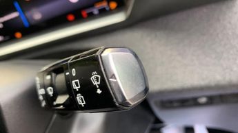 Vauxhall Grandland 1.2 GS SUV 5dr Petrol Hybrid e-DCT Euro 6 (s/s) (136 ps)