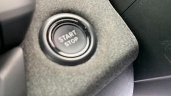 Vauxhall Grandland Electric 73kWh GS SUV 5dr Electric Auto (213 ps)