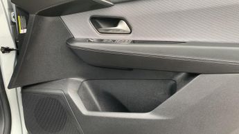 Vauxhall Grandland Electric 73kWh GS SUV 5dr Electric Auto (213 ps)