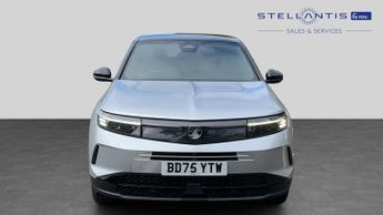 Vauxhall Grandland 1.2 GS SUV 5dr Petrol Hybrid e-DCT Euro 6 (s/s) (145 ps)