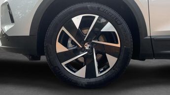 Vauxhall Grandland 1.2 GS SUV 5dr Petrol Hybrid e-DCT Euro 6 (s/s) (145 ps)