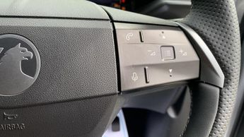 Vauxhall Grandland 1.2 GS SUV 5dr Petrol Hybrid e-DCT Euro 6 (s/s) (145 ps)