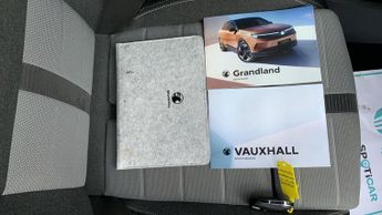 Vauxhall Grandland 1.2 GS SUV 5dr Petrol Hybrid e-DCT Euro 6 (s/s) (145 ps)
