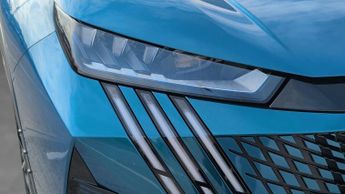 Peugeot 3008 SUV 1.2 GT SUV 5dr Petrol Hybrid e-DSC6 Euro 6 (s/s) (136 ps)