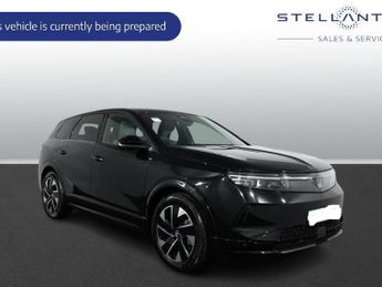 Vauxhall Grandland Electric 73kWh GS SUV 5dr Electric Auto (213 ps)
