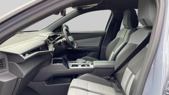Vauxhall Grandland Electric 73kWh GS SUV 5dr Electric Auto (213 ps)