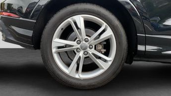 Audi Q3 2.0 TFSI 40 S line SUV 5dr Petrol S Tronic quattro Euro 6 (s/s) 