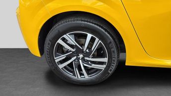 Peugeot 208 1.2 PureTech Allure Premium + Hatchback 5dr Petrol EAT Euro 6 (s