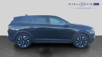 Vauxhall Grandland 1.2 Ultimate SUV 5dr Petrol Hybrid e-DCT Euro 6 (s/s) (136 ps)
