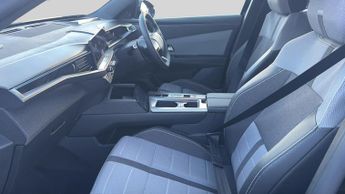 Vauxhall Grandland 1.2 Ultimate SUV 5dr Petrol Hybrid e-DCT Euro 6 (s/s) (136 ps)