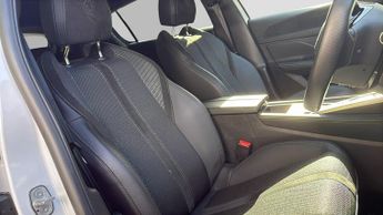 Peugeot 308 54kWh GT Hatchback 5dr Electric Auto (156 ps)