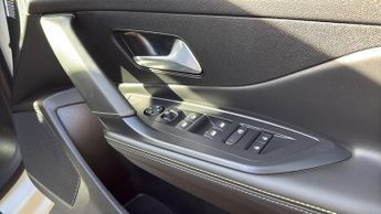 Peugeot 308 54kWh GT Hatchback 5dr Electric Auto (156 ps)