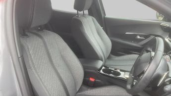 Peugeot 2008 1.2 Allure SUV 5dr Petrol Hybrid e-DSC6 Euro 6 (s/s) (136 ps)