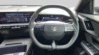 Vauxhall Grandland Electric 73kWh GS SUV 5dr Electric Auto (213 ps)